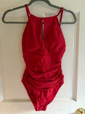 Ellen Tracy One-Piece Swimsuit with Keyhole Front
